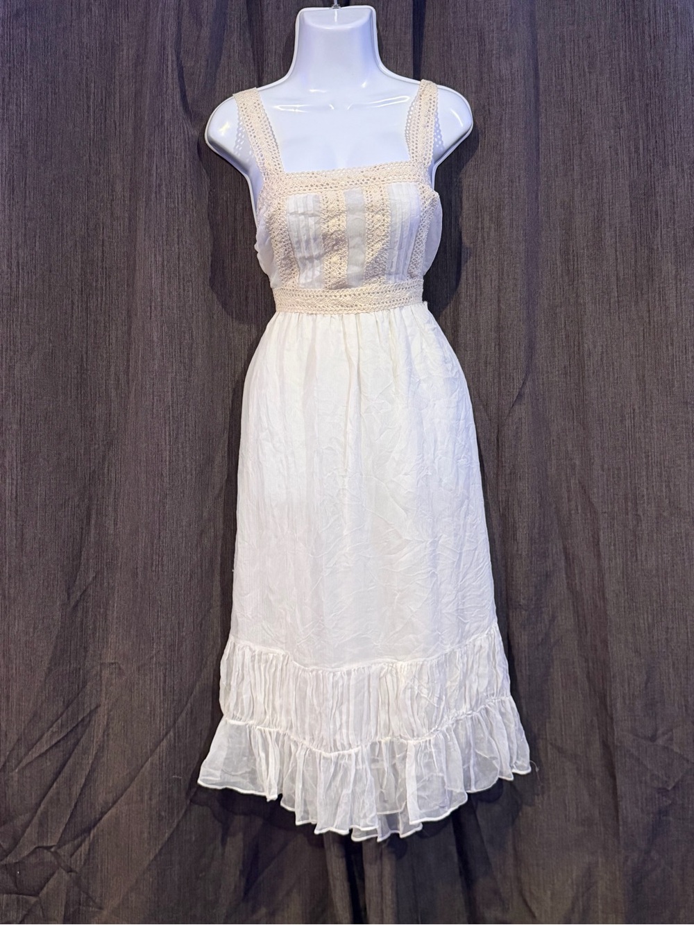 Wendy Hil 100% Silk Cream & White Crochet Midi Dress